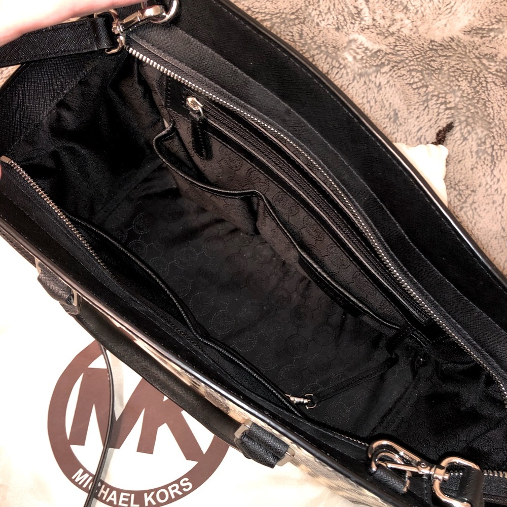 Michael Kors Snakeskin Selma - Picture 3 of 4